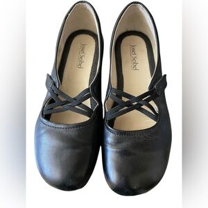 Josef Seibel Black Cross Strap Flats